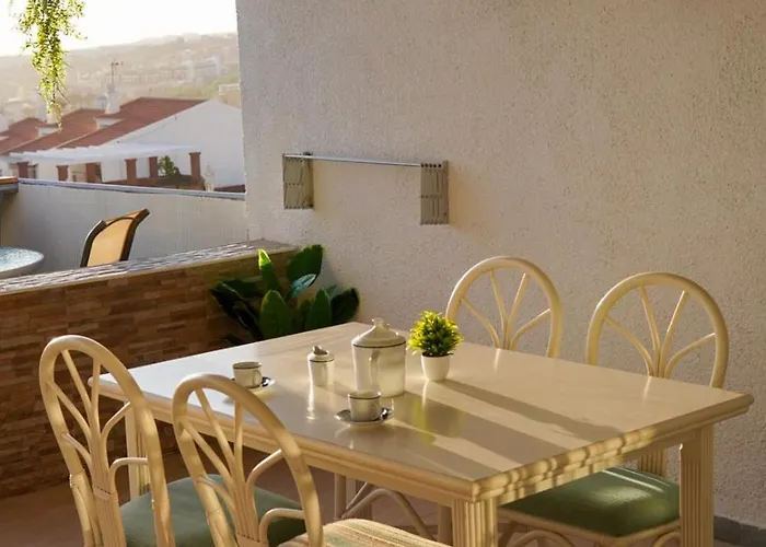 Sunset Views 公寓 阿德耶